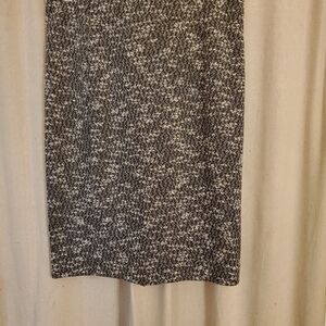 Ann Taylor Black and White Pencil Skirt Size 8
